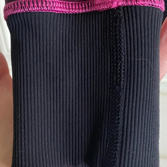Lululemon Pink and Black full zipper jacket with thumbhole sleeves - Size 6 - Picture 4 of 5